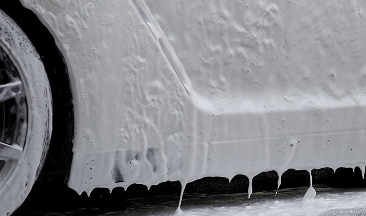 pre-wash of snow foam